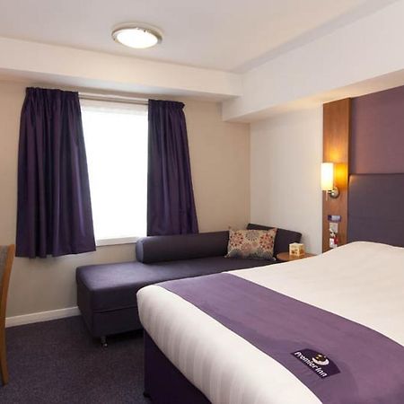 Premier Inn Edinburgh Airport - Newbridge Newbridge  Buitenkant foto