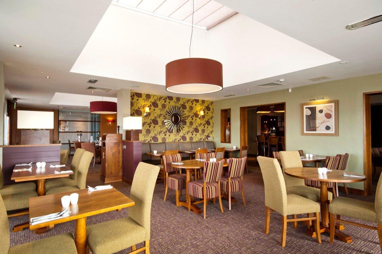 Premier Inn Edinburgh Airport - Newbridge Newbridge  Buitenkant foto
